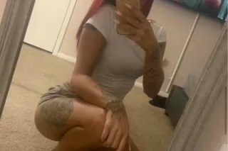 Your favorite Snowbunny😘💦 LAST... - Image 4