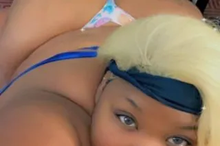 Pretty big booty bbw available... - Image 1