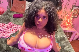 Incall (oakland) 😍 Thick Natur... - Image 4