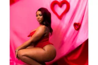 🩷🩷🩷🩷🩷LET ME CATER 2 YOU 💙💙💙💙💙 ... - Image 1