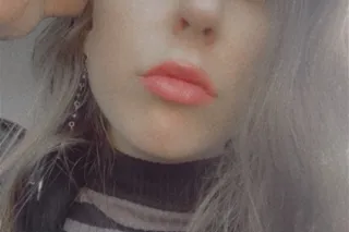 SEXY fun PETITE OUT BLONDE ind... - Image 3