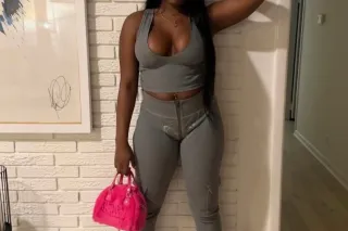 lovely lex 👅 - 25 - Image 1