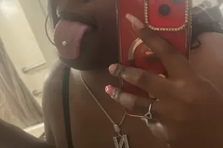 Available Now Come See Me , Hh... - Image 3