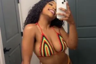 Pretty Black Girl - 25 - Image 2