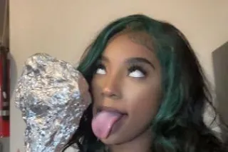 Pretty Black Girl - 25 - Image 1