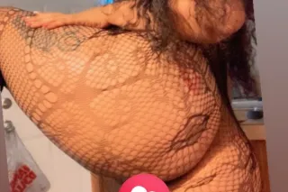 THICK MULATTO/mixed girl - 25 - Image 4