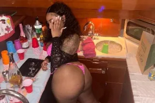 Quality discreet incall and ou... - Image 2