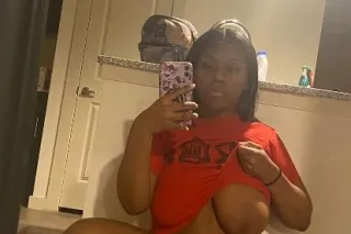 SPECIALS* A GOOD TIME 🥰 Submis... - Image 1