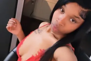 🌸 🫧🎀Pretty Face,Fat A$$, 𝑱𝒖𝒊𝒄𝒚... - Image 1