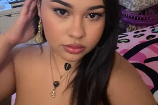 💋PRETTY FACE WITH CREAMIEST PU... - Image 2