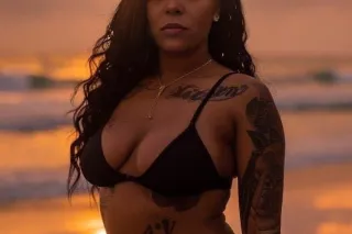 "SOUTHERN GIRL READY TO ROCK" ... - Image 1