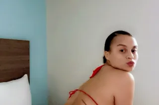 Pretty Face With A Slim Waist ... - Image 2