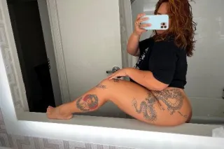 PUERTORICAN MAMI IN TOWN CAR D... - Image 1