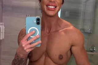 Female Bodybuilder Escort - Image 10