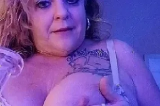 Quick Hookup (36) | Step Mom |... - Image 2