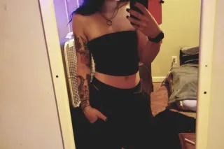 Confident, Sexy, and Straightforward - Image 6