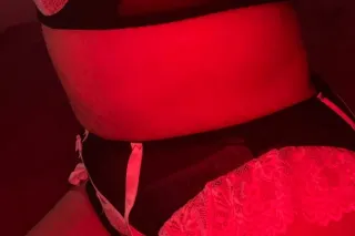 Indulge in unforgettable momen... - Image 3