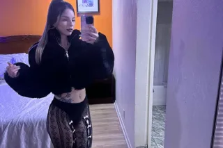 ✨ Midwest Charm • Curves &amp; Class ✨ - Image 6