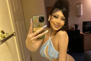 IM SO HORNY BABY I NEED SOMEONE TO FUCK ME RN😫 - Image 4