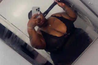 $100 BBJ WITH FULL SERVICE 😉Cu... - Image 2