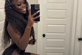 (DOWNTOWN OUTCALLS)Creamy slow sensual relief 😌Nigerian Queen 👑chocolate 🍫 soft smooth skin Super Wet tight 😻💦 Incall/Outcall hosting 🤤 - Image 5