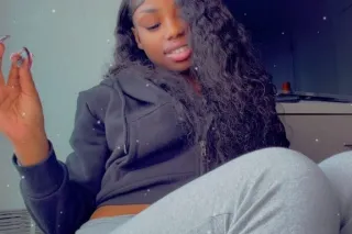 I🚗OUTCALLS ONLY 🏡 🌸5’3 Pretty ... - Image 3