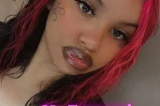 YOUNG🍭EXPERIENCED💫🍒MILF🍒WET➕WILD 😜💦 - Image 1