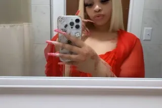 Thick light skin ready to fuck - Image 6