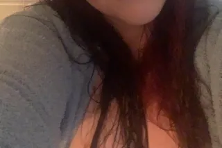 Mature curvy-thick openminded ... - Image 1