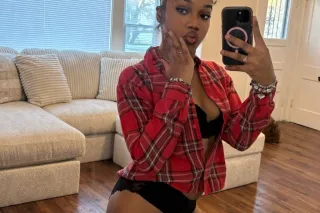 Guranteed Satisfaction 🫦💦 - 23 - Image 2