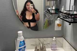 4'11 FUNSIZE CHUNKY LATINA CARDATES ONLY IN RANCHO BE READY TO VIDEO CALL VERIFY - Image 8
