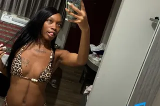 LAST DAY HERE 💋👸🏿CUM SEE ME 👅💦 - Image 5