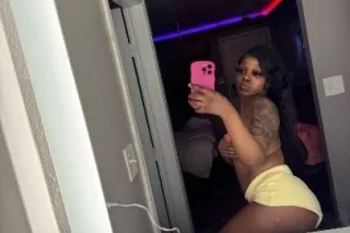 Facetime Shows ,to keep you wa... - Image 2