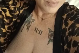 plus size pin-up - Image 11