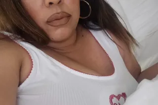 .sono dolce, carino, tesoro, la costra nostra mamma.......beauty....pretty sweet awesome mamy..available for.....car date in call ect ect..out call for price 240 minimum...outvall no exspetions..plys travel fee.... - Image 7