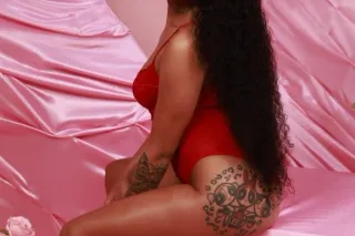 real life kreamer 🥥😋incalls ca... - Image 1