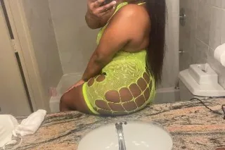 New Ebony Bombshell The Full P... - Image 3