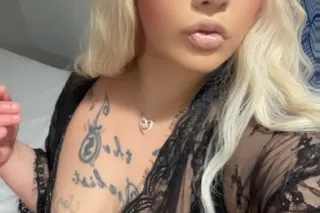 Exotic, Elegant💋Thick Beauty *... - Image 1