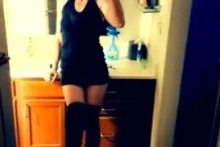 EASY AND DISCREET - 38 - Image 1