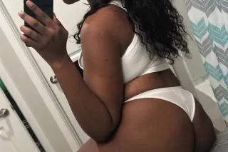 Pretty Girls Love Sucking Dick... - Image 1