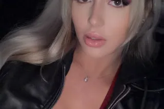 Your Favorie Blonde Fanntasy A... - Image 3