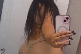 ⭐CAUTiON⭐ HiGHLY ADDiCTiVE💋💦💙 ... - Image 3