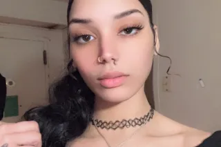 READ MY BIO: ONE PERSON ONLY -... - Image 4