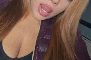 SNOWED IN I CAN COME TO YOU 😘 ... - Image 1