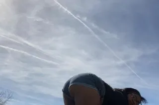 WET 💦AND TIGHT W THICC THIGHS😈... - Image 3