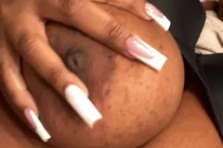 WET 💦AND TIGHT W THICC THIGHS😈... - Image 1