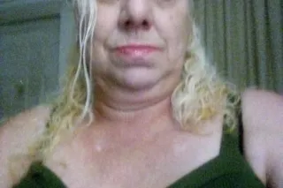 hot mama wants you - Image 5