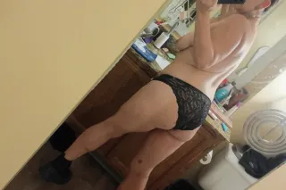 Cum on my face, tits, and in my mouth that's what Shelbys about - Image 7