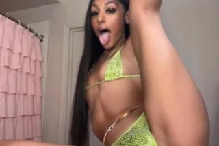 new in town lets have a good time - Image 2