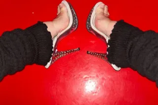 tight wet pussy waiting for you!😻 - Image 5